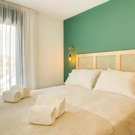 Oasis By Aloha Bay Apartman *